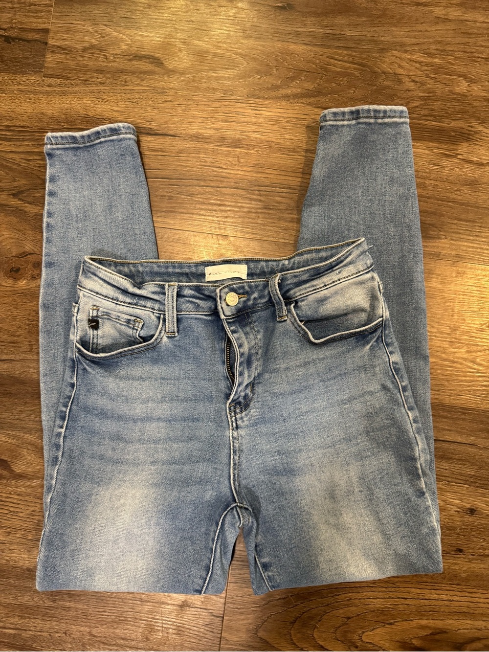 Light Wash Women’s Skinny Kancan brand Jeans size 11